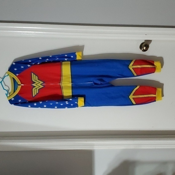 wonder Woman Other - 🐻    Wonder Woman Pajamas Kids size 7/8